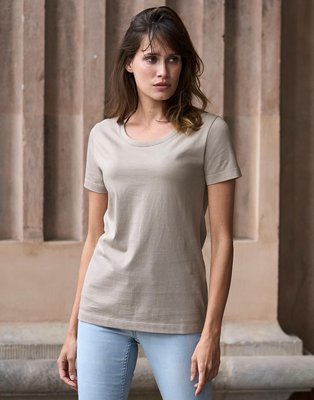 T-shirt femme coton lourd-185 g/m²Sof Tee-11954